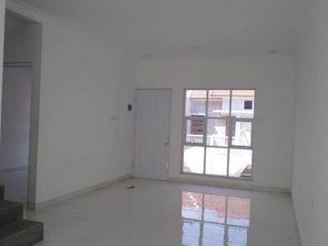 Hampir Soldout Rumah Siap Huni 2LT Best Seller Mainroad Cisaranten Arcamanik
