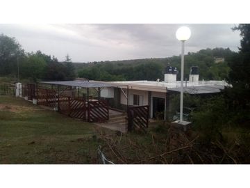 Venta casa + 2 duplex y bajada al rio - Villa Parque Siquiman
