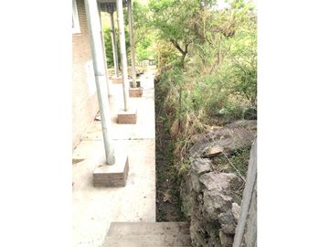 Venta casa + 2 duplex y bajada al rio - Villa Parque Siquiman