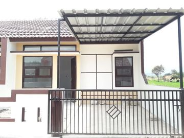 Rumah MURAH di Garden Family Free Torn,pagar dan canopy