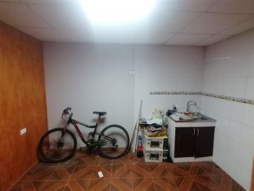 Arriendo dpto interior independiente 250.000 Sector Esmerald
