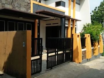 Rumah di Limo, 2Lt, Non Cluster, Pendidikan, Grogol, Depok