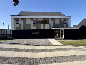 ESPECTACULAR PROPIEDAD EN VENTA, 4D, 4B, en Punta Arenas