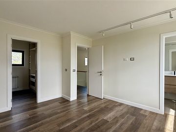 ESPECTACULAR PROPIEDAD EN VENTA, 4D, 4B, en Punta Arenas