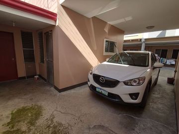 SPACIOUS 3-BR TOWNHOUSE - JUST 6 MINUTES WALK TO SAROSA HOTEL MABOLO