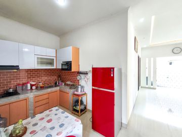 Rumah LB 120 Hadap Timur 5 Mnt ke Gerbang Tol Balaraja Timur J-20982
