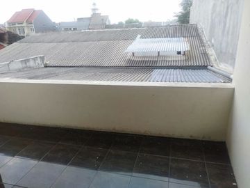 Rumah dijual dekat kampus di bantaran suhat lowokwaru kota Malang