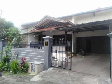 Rumah dijual dekat kampus di bantaran suhat lowokwaru kota Malang