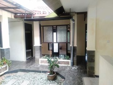 Rumah dijual dekat kampus di bantaran suhat lowokwaru kota Malang