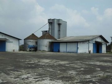 Dijual cepat Pabrik pakan ternak aktif, jalan raya, Serang