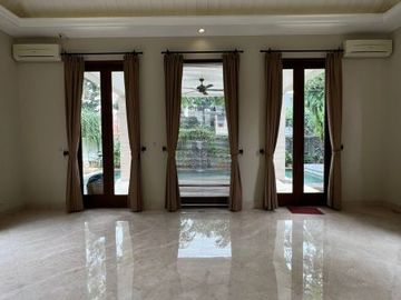 DIJUAL RUMAH di Jl GAHARU / CIPETE, JAKSEL