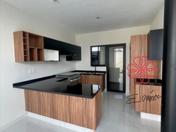 Casa Elbaínes 3 en Venta en Villa de Álvarez, Colima