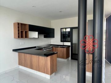 Casa Elbaínes 3 en Venta en Villa de Álvarez, Colima