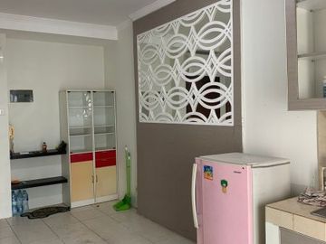 Disewakan Apartemen Mediterania Garden Residences 2, 2BR Semi Furnish