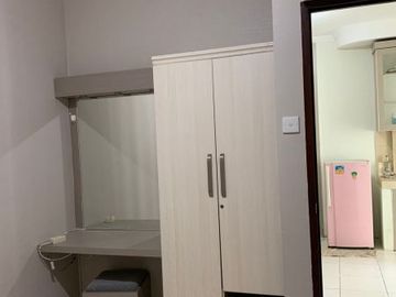 Disewakan Apartemen Mediterania Garden Residences 2, 2BR Semi Furnish