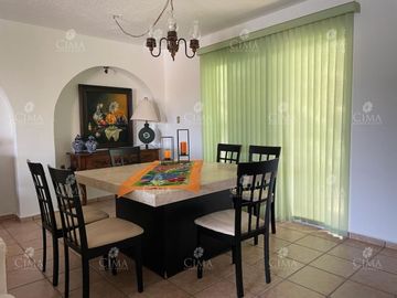 Venta casa en Fraccionamiento Lomas del Sol - V321
