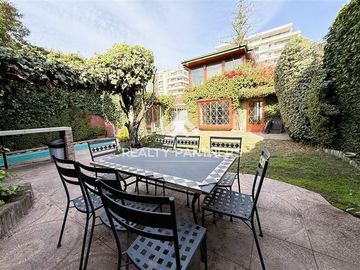 Oportunidad! Comisión Rebajada!! Casa venta 6D-3B Las Condes
