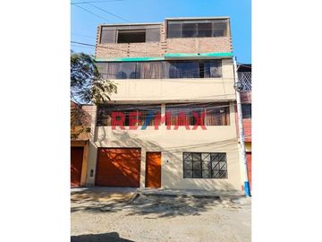 Ocasion Se Vende Casa De 4 Pisos En Carabayllo, Urb. Santa Isabel  -  Una Casa… Muchas Historias Por Vivir 🏡✨