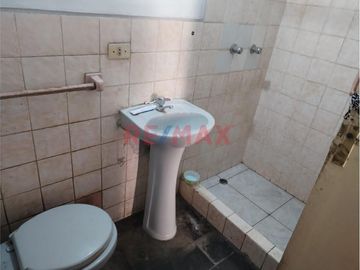 Ocasion Se Vende Casa De 4 Pisos En Carabayllo, Urb. Santa Isabel  -  Una Casa… Muchas Historias Por Vivir 🏡✨