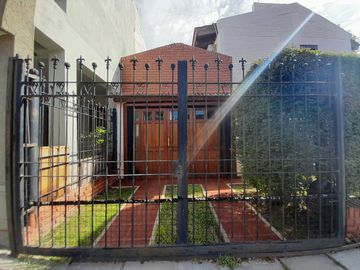 Casa - Alto Alberdi