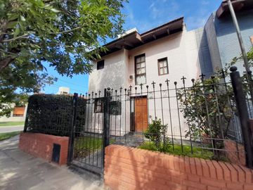 Casa - Alto Alberdi