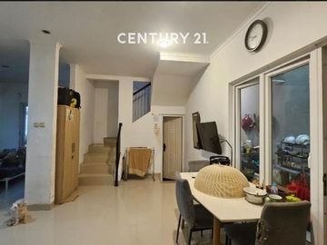 Dijual Rumah Posisi Hook Di Cluster Dekat Stasiun Dan BXC Mall