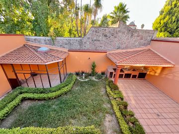 CASA EN VENTA EN LOMAS 4a