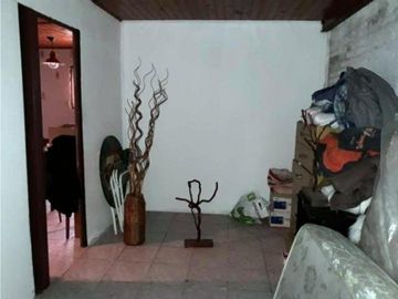 CASA 4 AMB EN GLORIA DE LA PEREGRINA (SIERRA DE LOS PADRES)
