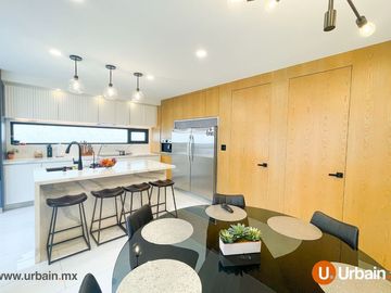 Casa en Venta Hacienda Agua Caliente