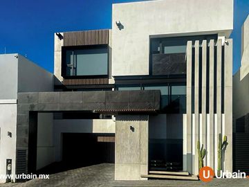 Casa en Venta Hacienda Agua Caliente