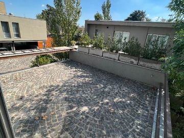 Casa PH en venta en Hurlingham