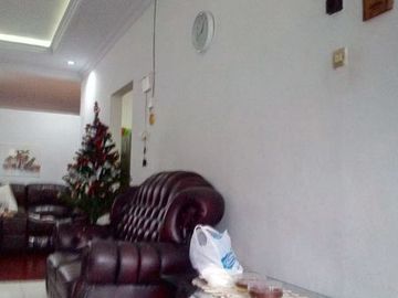Rumah minimalis di kawasan perumahan di jalan palagan km 5