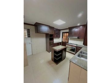 VENTA CASA DUPLEX - SAN ANTONIO - PANAMA