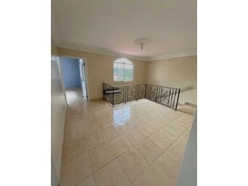VENTA CASA DUPLEX - SAN ANTONIO - PANAMA