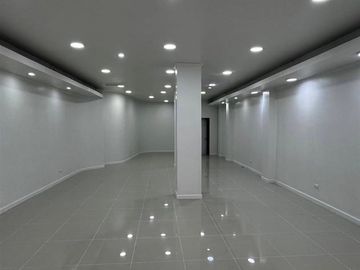 EN ARRIENDO LOCAL COMERCIAL CENTRO DE TALCA 5 OTE 1 Y 2 SUR