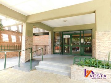 Entre Rios Y Balcarce-departamento-venta