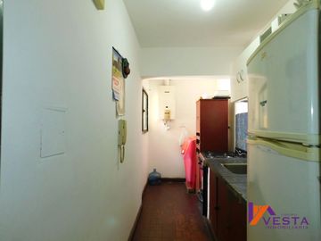 Entre Rios Y Balcarce-departamento-venta