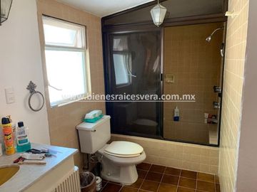 CASA EN VENTA  EN TEQUISQUIAPAN EN GRANJAS RESIDENCIALES. Amanda
