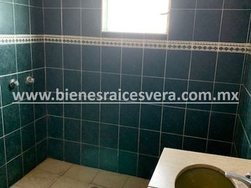 CASA EN VENTA  EN TEQUISQUIAPAN EN GRANJAS RESIDENCIALES. Amanda
