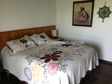 CASA EN VENTA  EN TEQUISQUIAPAN EN GRANJAS RESIDENCIALES. Amanda