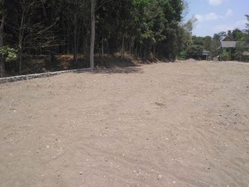 Tanah Kavling Pekarangan 11 Unit Cocok Bangun Kos Dekat UII