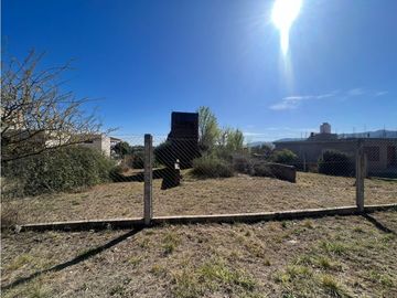 Lote en venta 702 m2, San Antonio de Arredondo. 3 cuadras del Rio.