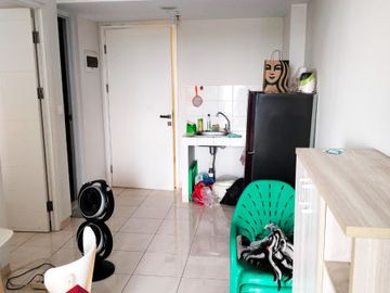 Disewa Apartemen Springlake 2BR Furnish View Lake