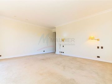Departamento en Venta en El Golf