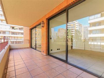 Departamento en Venta en El Golf