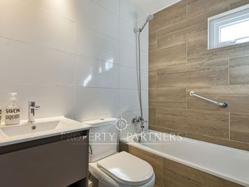 Maravillosa Casa en Condominio Cercana Colegios, Mayflower, Nido de Aguila, Chartwell International y Huelquen Montessori
