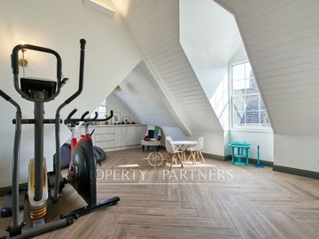 Maravillosa Casa en Condominio Cercana Colegios, Mayflower, Nido de Aguila, Chartwell International y Huelquen Montessori