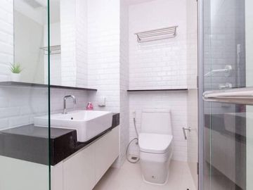 1 Bedroom Condo for sale at Wish Signature Midtown Siam