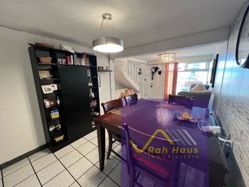 CASA DUPLEX REMODELADA, EN REAL DE ATIZAPÁN, SEGURIDAD 24 HS