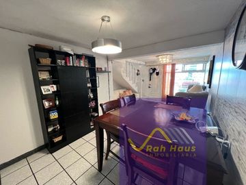 CASA DUPLEX REMODELADA, EN REAL DE ATIZAPÁN, SEGURIDAD 24 HS